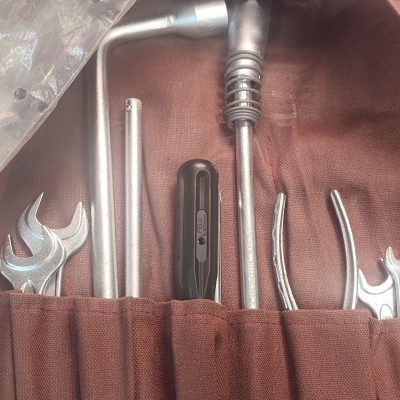 Mercedes W126 Red Tool Kit 420,500se, 560sel NOS W/ Delivery Bag