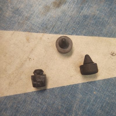 Mercedes W108,W109,W110,W111,W112 Gas Door Rubber Buffers 1119871740 NOS