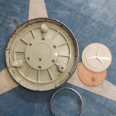 Mercedes W113, W112, W111 Early Chrome Ring Steering Wheel Green Pad