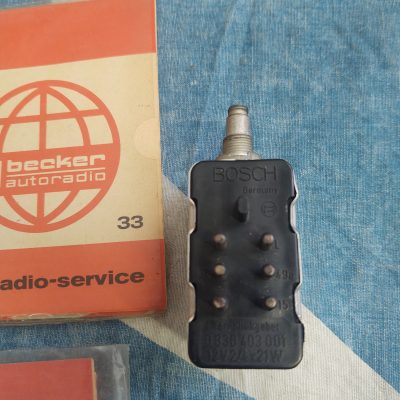 Mercedes W108,W109,W110,W111,W113,W123 Bosch 0336403001 Hazard Warning Switch