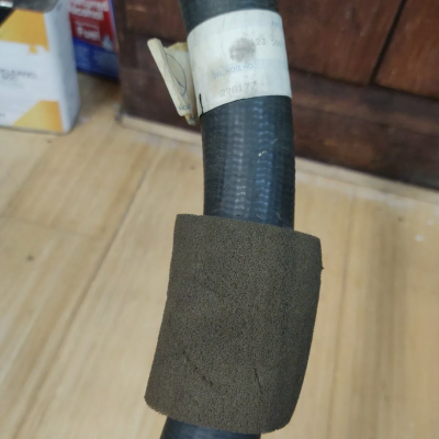 Mercedes W123 Lower Radiator Hose 1235000075 NOS NLA