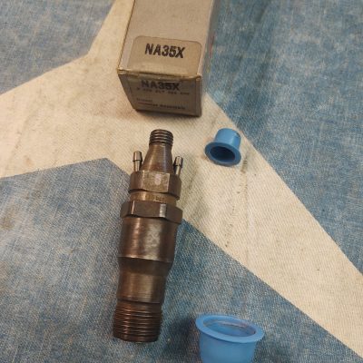 Mercedes W123, W126 Bosch Diesel Fuel Injector NA35X reman
