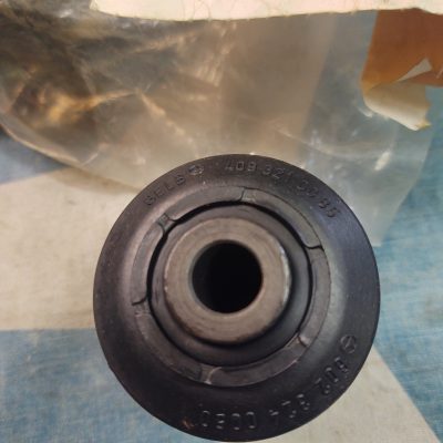 Mercedes T1 601 Bus, 309, Bushing 6023240050 NOS