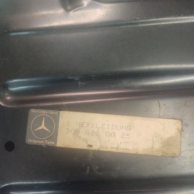 Mercedes L Series Truck/Van Front Right Repair Panel 3096260025 NOS