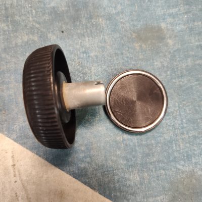 Mercedes W111 Vent Window Knob + Cap 1117605266 + 1107600567