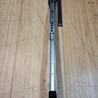 Mercedes W108, W109, W111, W112, W113, W114, W115 Horizontal Seat Adjuster w/ Handle Right 1159100405