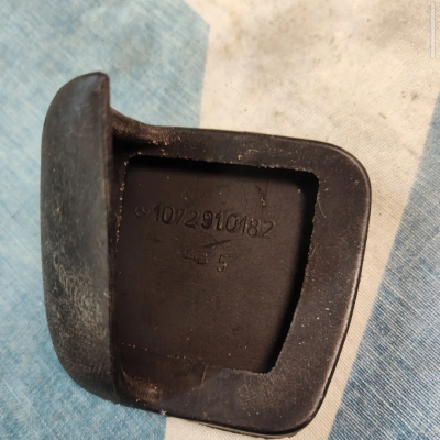 Mercedes W108, W109, W110, W111, R107 Brake or Clutch Pedal 1072910182 NOS Genuine