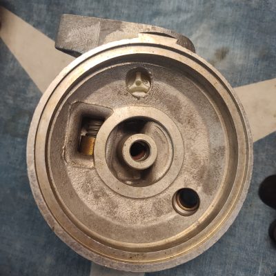 Mercedes OM616.916 Oil Filter Housing Cap 0001846408 NOS